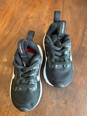 Nike Air Max Toddler Black and White Athletic Sneakers